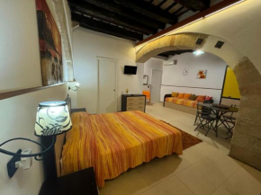 Agghiorna e Scura Rooms, Trapani